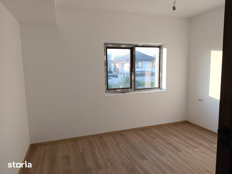 Casă cu 6 camere cu Teren 252 Mp în Central