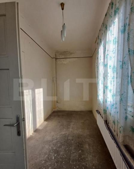 Casa renovabila, 6 camere in zona Centrala - 35