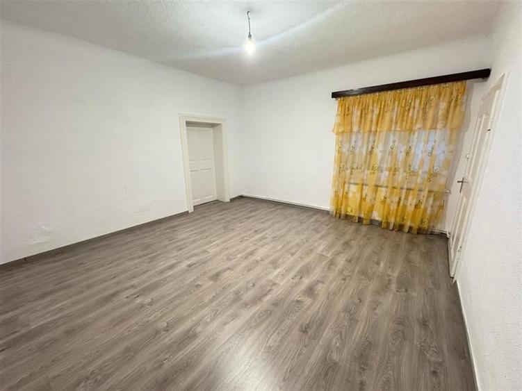 Apartament 3 camere la casa zona Centrala - 13