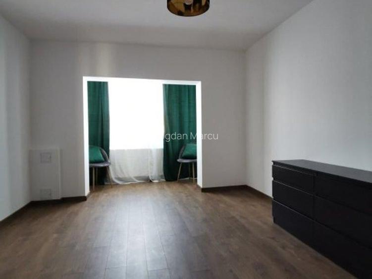 Apartament 3 camere, decomndat, zona Soarelui Apartament 3 camere, decomndat, zona Soarelui