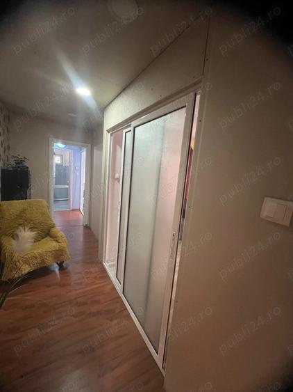 Vand apartament 2 camere - 12