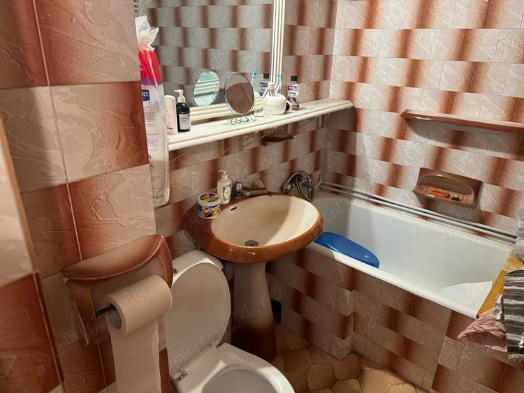 Apartament Tg-Jiu 4 camere decomandat zona centrala direct proprietar fara comision - 9
