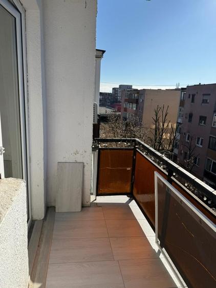 Garsoniera luminosa de vanzare-Micalaca - 8