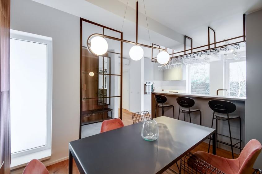 Vila exclusivista cu intimitate in gradina si terasa generoasa. FINISAJE PREMIUM - 1