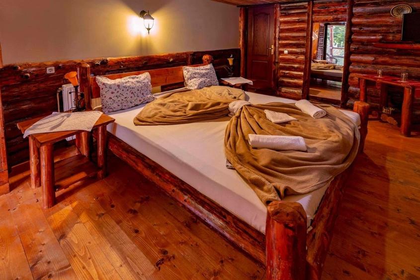 Afacere la cheie - Pensiunea Raiul de pe Râu - Munții Bucegi - 13