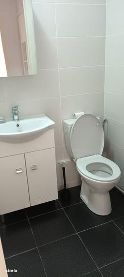 Inchiriez garsoniera - 2