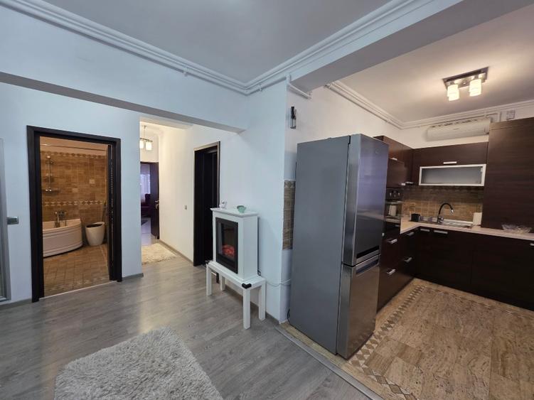 De închiriat Apartament 3 camere strada Marin Preda + locuri parcare - 13