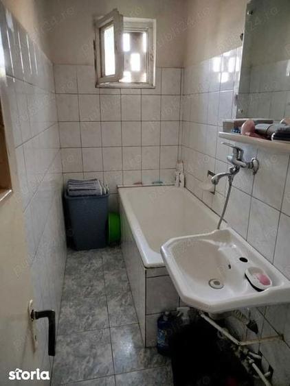 Vand apartament decomandat - 1