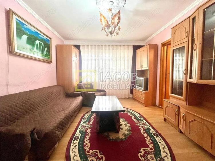 Apartament 2 camere, str. Milcov nr 122, etaj 3 - 8