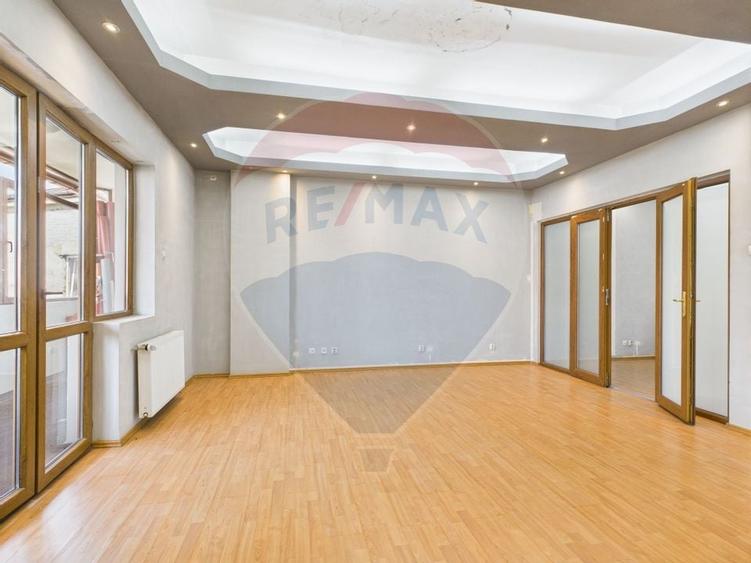 Inchiriere spatiu ideal pentru firma - 5 camere, zona Ferdinand - 2