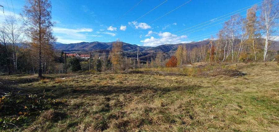 Teren intravilan langa telegondola spre statiunea Straja Lupeni HD - 1