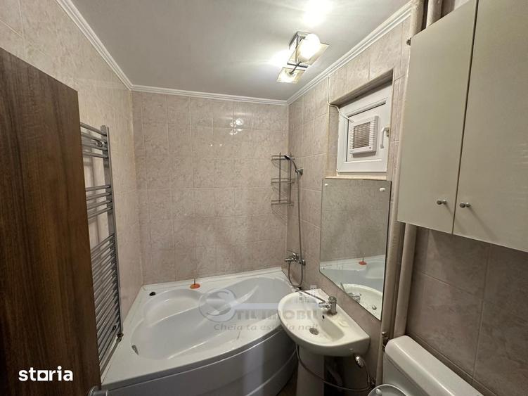 Apartament cu 3 camere semidecomandat în Ultracentral