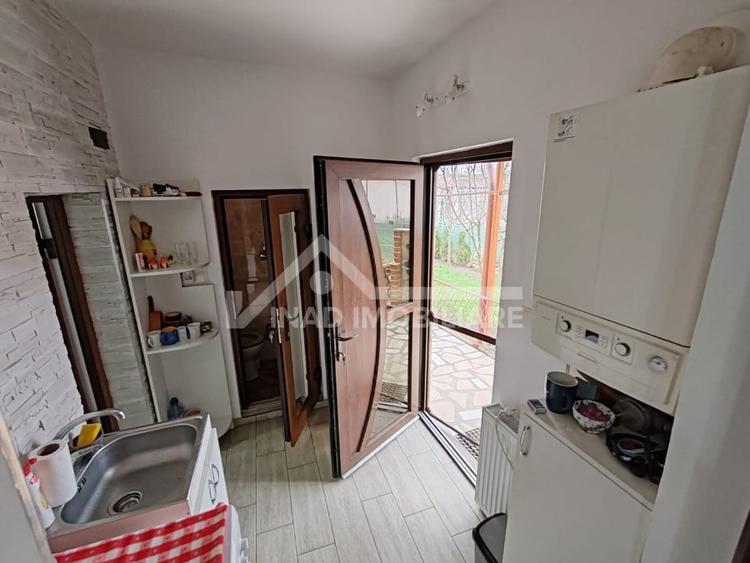 Casa individuala, 100 mp utili, 242 mp teren, Str. Trandafirilor - 14