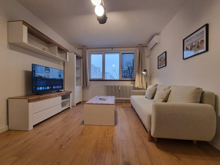 Apartament 3 camere metrou 1 Dec 1918 - 2