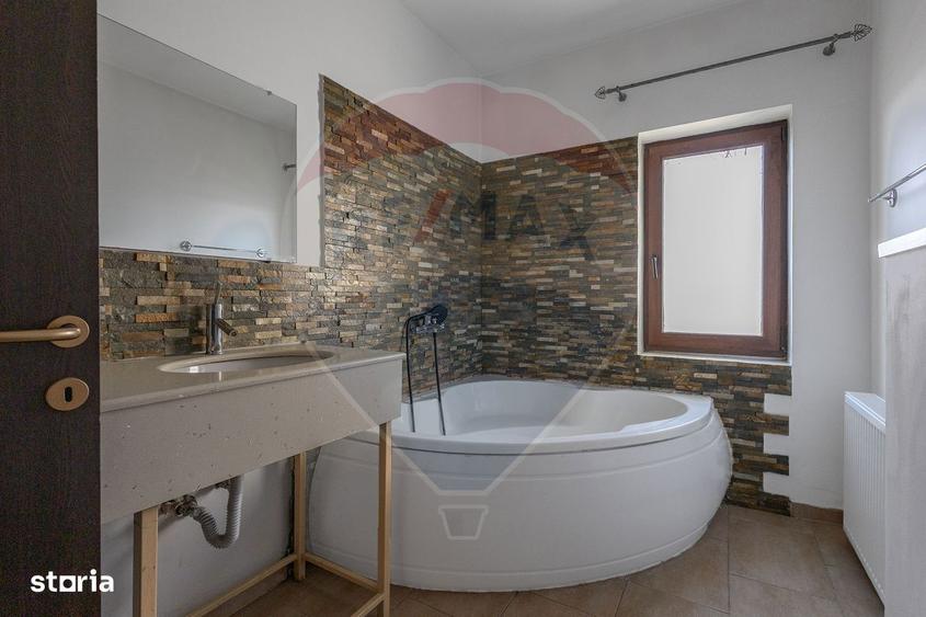 Casa cu 4 dormitoare in Ronat | 181 mp utili | Garaj | Teren 345 mp - 6