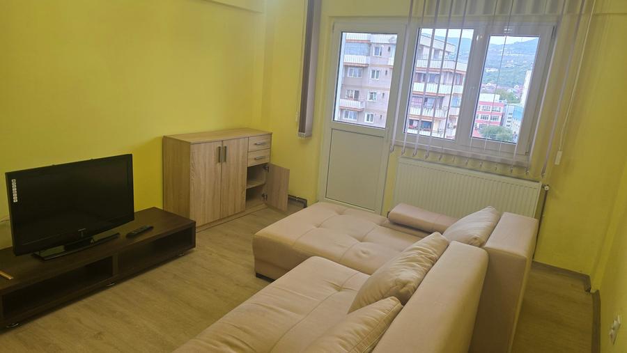 Inchiriez apartament 2 camere decomandat in Deva, zona ultracentrala Bdl Decebal - 5