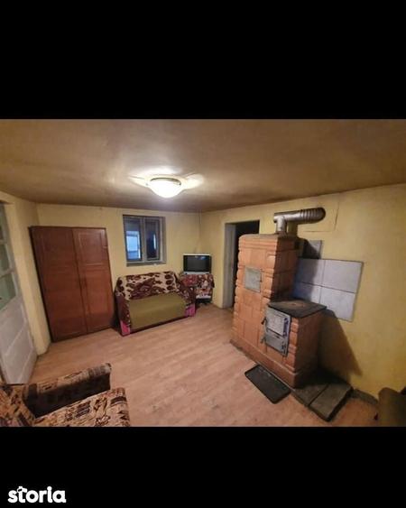 Casa in Les la asfalt si utilitati - 1