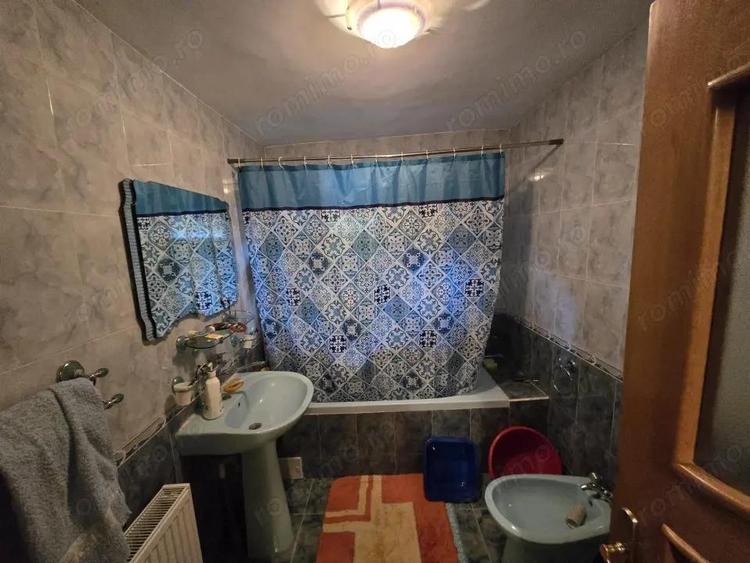 Casa ?i teren intravilan in suprafa?a de 1730 mp, Maracineni - 9