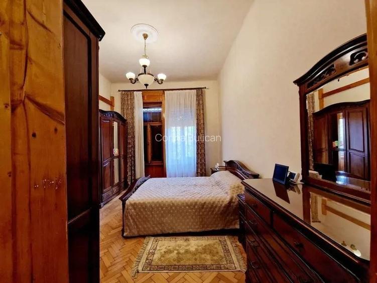 Sinaia | 3 Camere | Cladire Istorica situata pe Malul Begai. Sinaia | 3 Camere | Cladire Istorica situata pe Malul Begai.