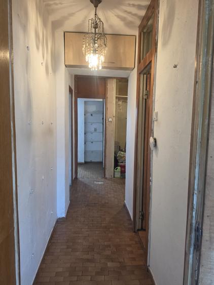 Apartament cu 2 camere decomandat în Moșilor