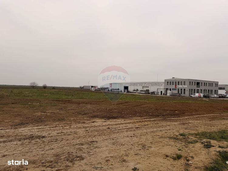 Teren 7,868mp, Aeroportul Oradea / DN E71/viitorul sens giratoriu - 5