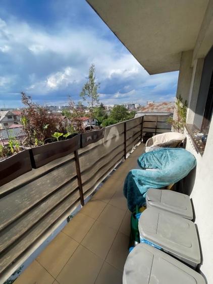 Apartament cu 2 camere semidecomandat, mobilat în Central