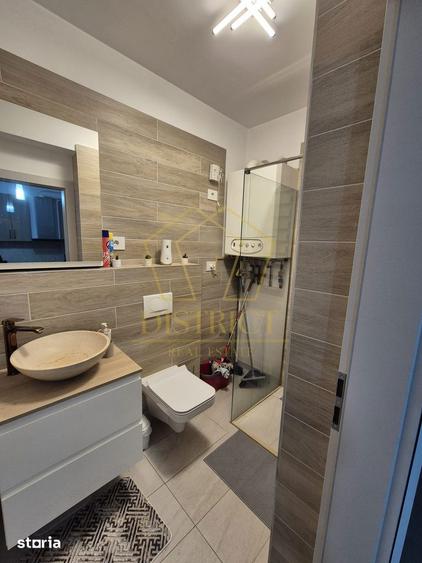 Casă cu 3 camere cu Canalizare în Giroc