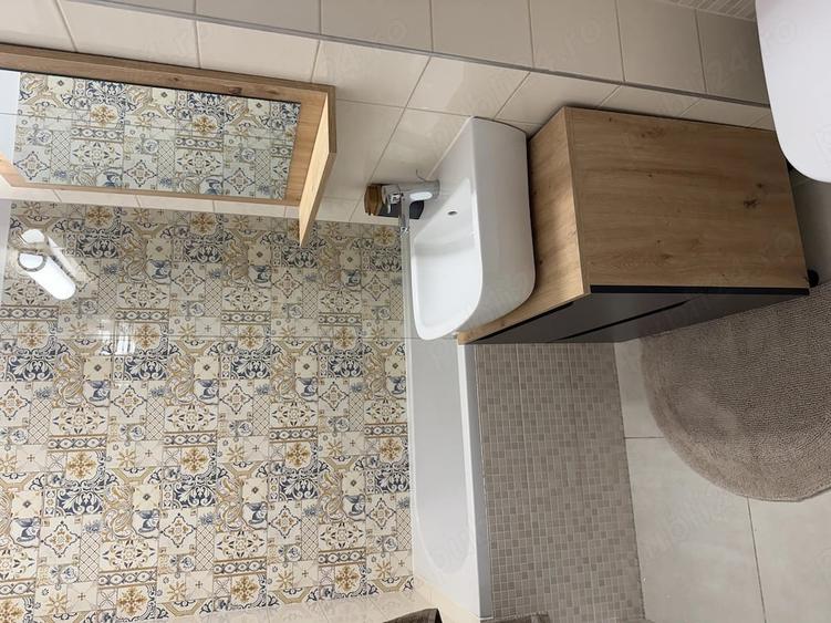 Apartament cu 3 camere decomandat, mobilat în Take Ionescu