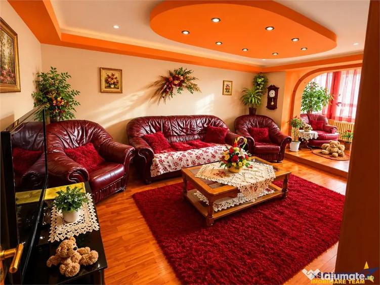 Apartament cu 3 camere decomandat în Calea București