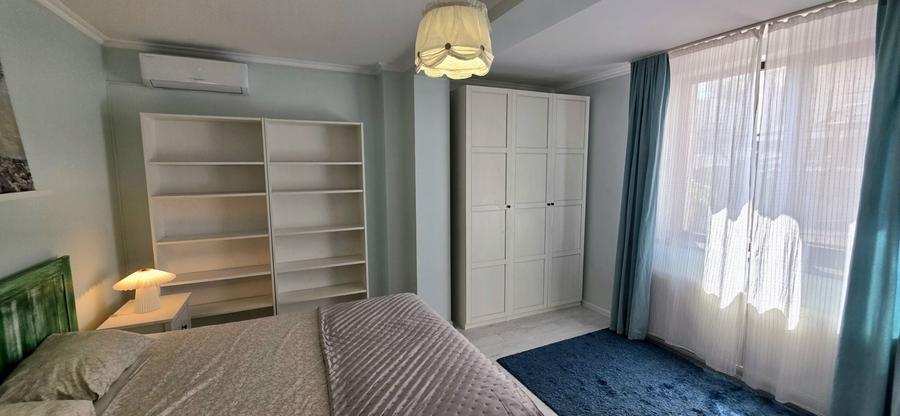 Apartament cu 4 camere decomandat în Cișmigiu