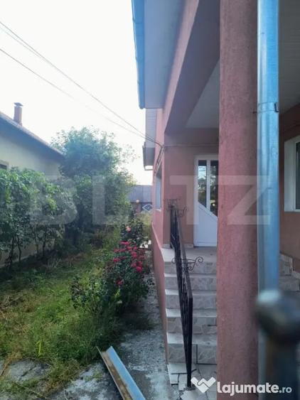 Casă cu 4 camere cu Teren 2064 Mp în Central