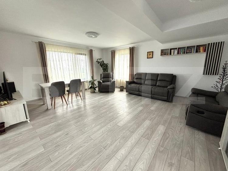 Casă individuală cu 4 camere cu Teren 1000 Mp în Exterior Est
