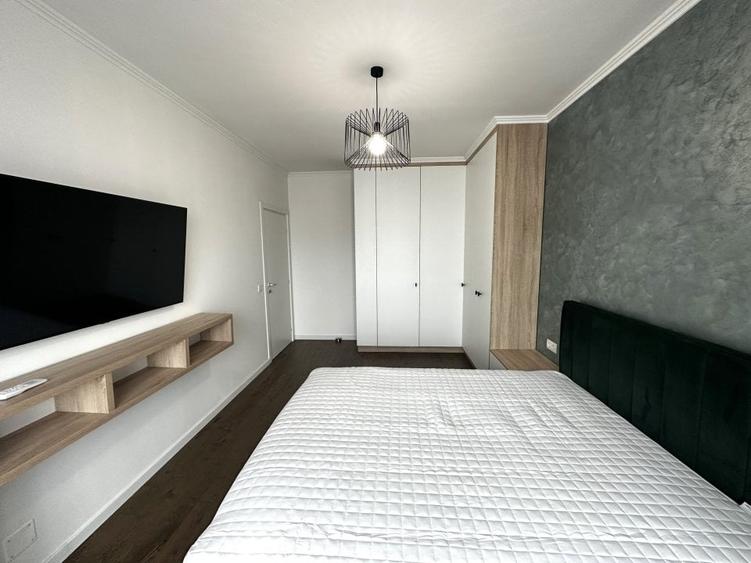 Apartament cu 2 camere decomandat, mobilat în Central
