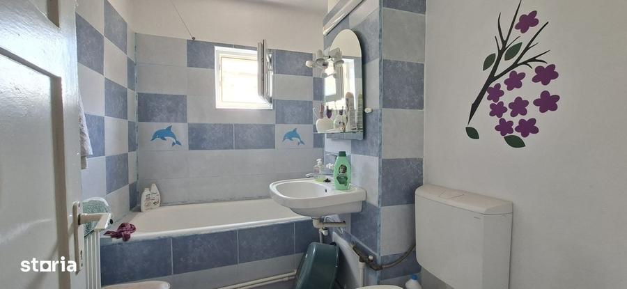 Apartament cu 3 camere în Est