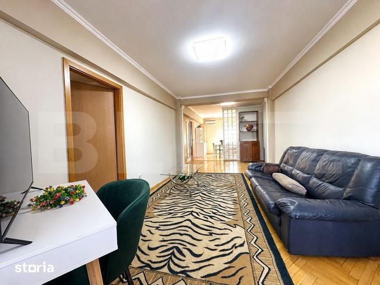 Apartament cu 3 camere în P-ța Unirii