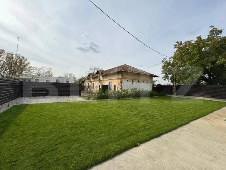Casă cu 10 camere cu Teren 1143 Mp în Malu Mare