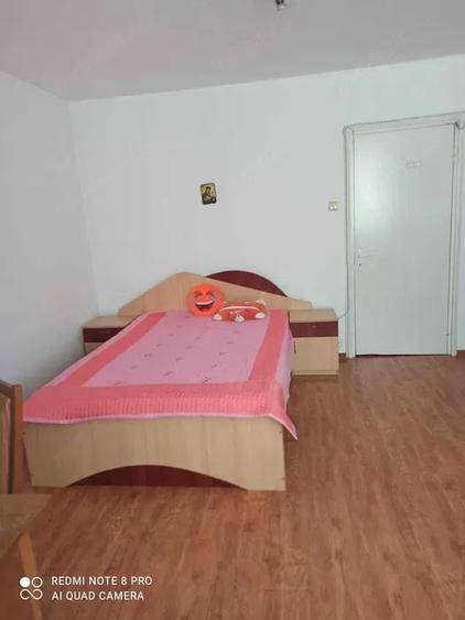 Garsonieră semidecomandată în Titan