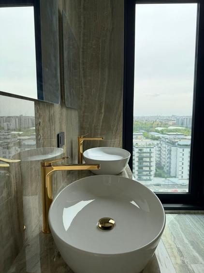 Apartament cu 3 camere în Barbu Văcărescu
