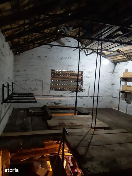 Casă cu 2 camere cu Teren 713 Mp în Petros