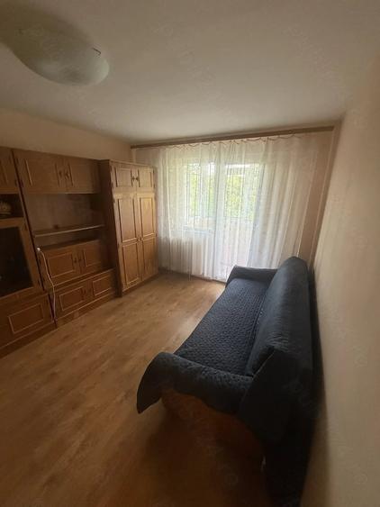 Apartament cu 2 camere semidecomandat în Brâncoveanu