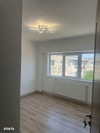 Apartament cu 2 camere decomandat în Radu Negru