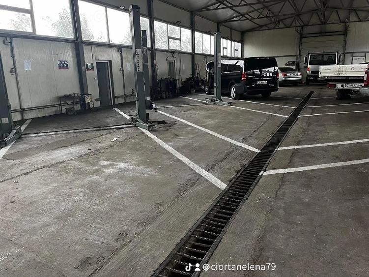 Spațiu comercial, de 500 mp, în Central