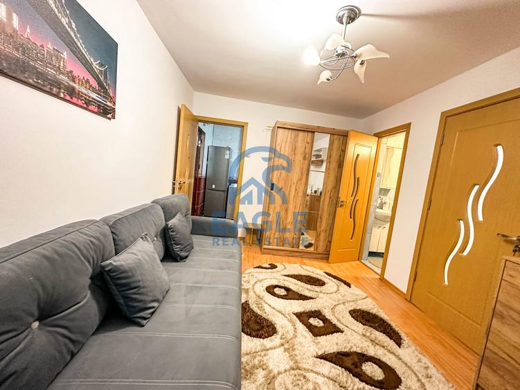Apartament cu 2 camere nedecomandat, mobilat în Tomis Nord