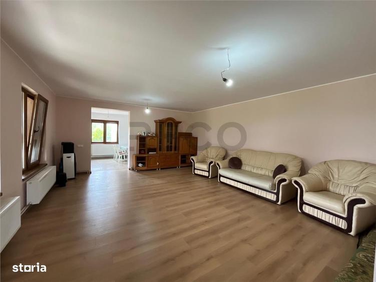 Casă cu 3 camere cu Teren 2350 Mp în Gepiu