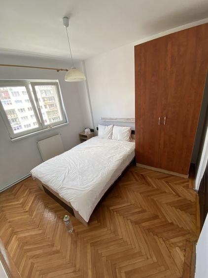 Proprietar | Ap. 4 camere, Decomandat, 2 Bai | Bd. Mihai Viteazu - 13