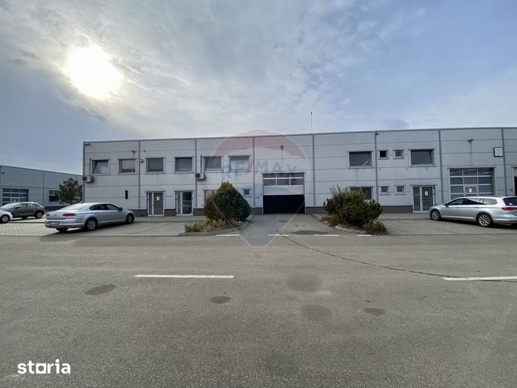 Spațiu comercial, de 400 mp, în Central