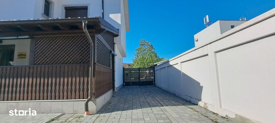 Casă cu 4 camere cu Teren 300 Mp în Chiajna