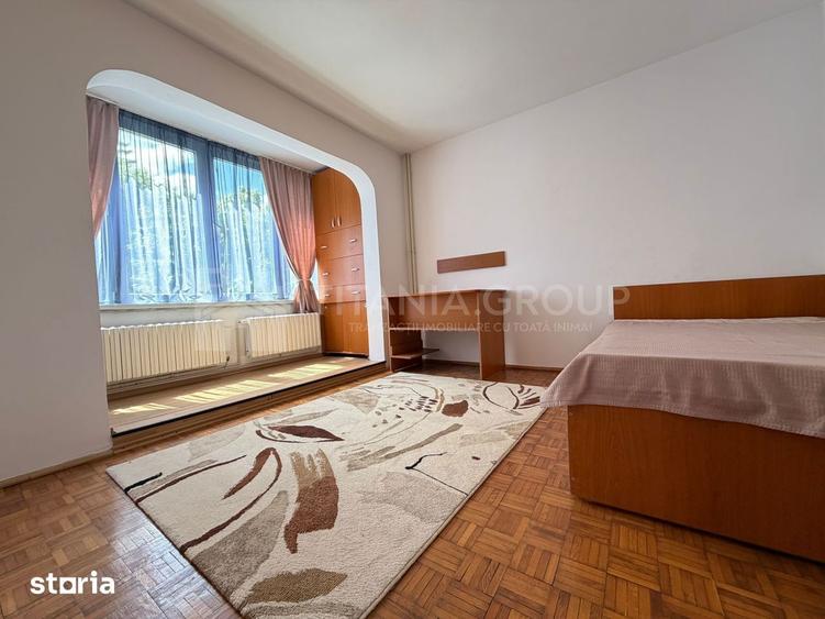 Apartament cu 3 camere semidecomandat în Astra