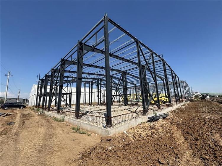 Spațiu industrial, de 422 mp, în Central