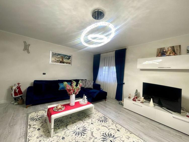 Casă individuală cu 4 camere cu Canalizare în Marginea